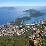 Centre -the Rush Apart-1 Kaş