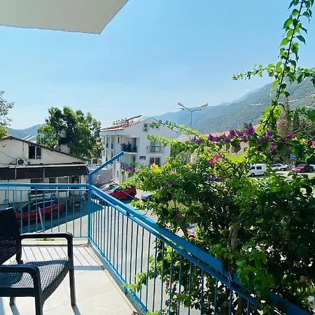 Διαμέρισμα Centre -the Rush Apart-1 *